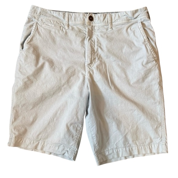 American Eagle Outfitters Other - American Eagle Outfitters Men's Light Blue Flat Front Shorts size 33